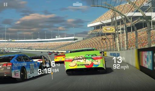 https://media.imgcdn.org/repo/2023/07/real-racing-3/64c0a9279b250-real-racing-3-screenshot16.webp