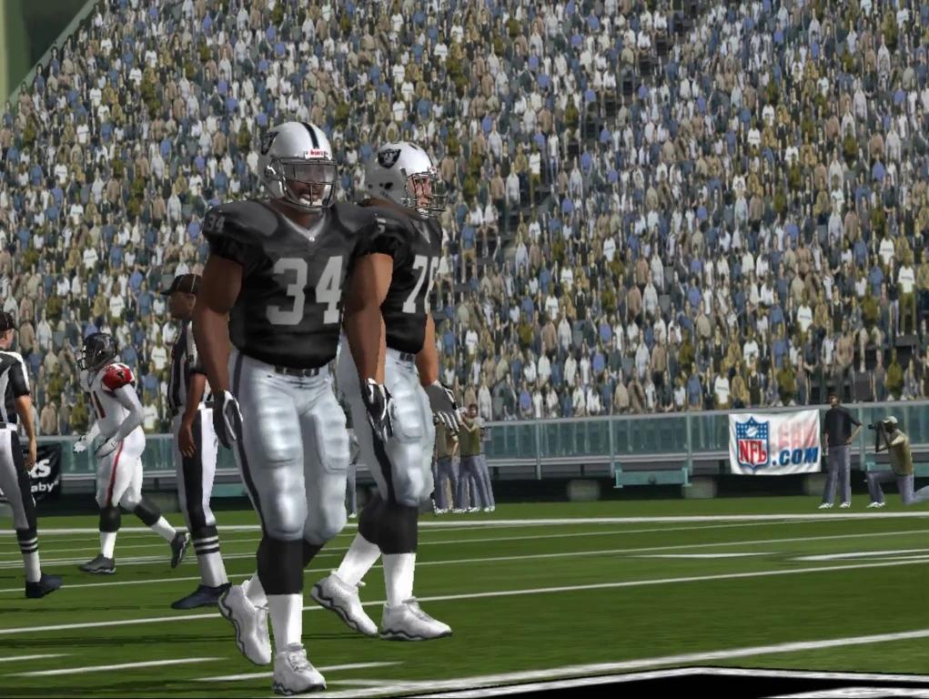 https://media.imgcdn.org/repo/2023/08/madden-nfl-08/64eeca4b57832-madden-nfl-08-screenshot21.webp