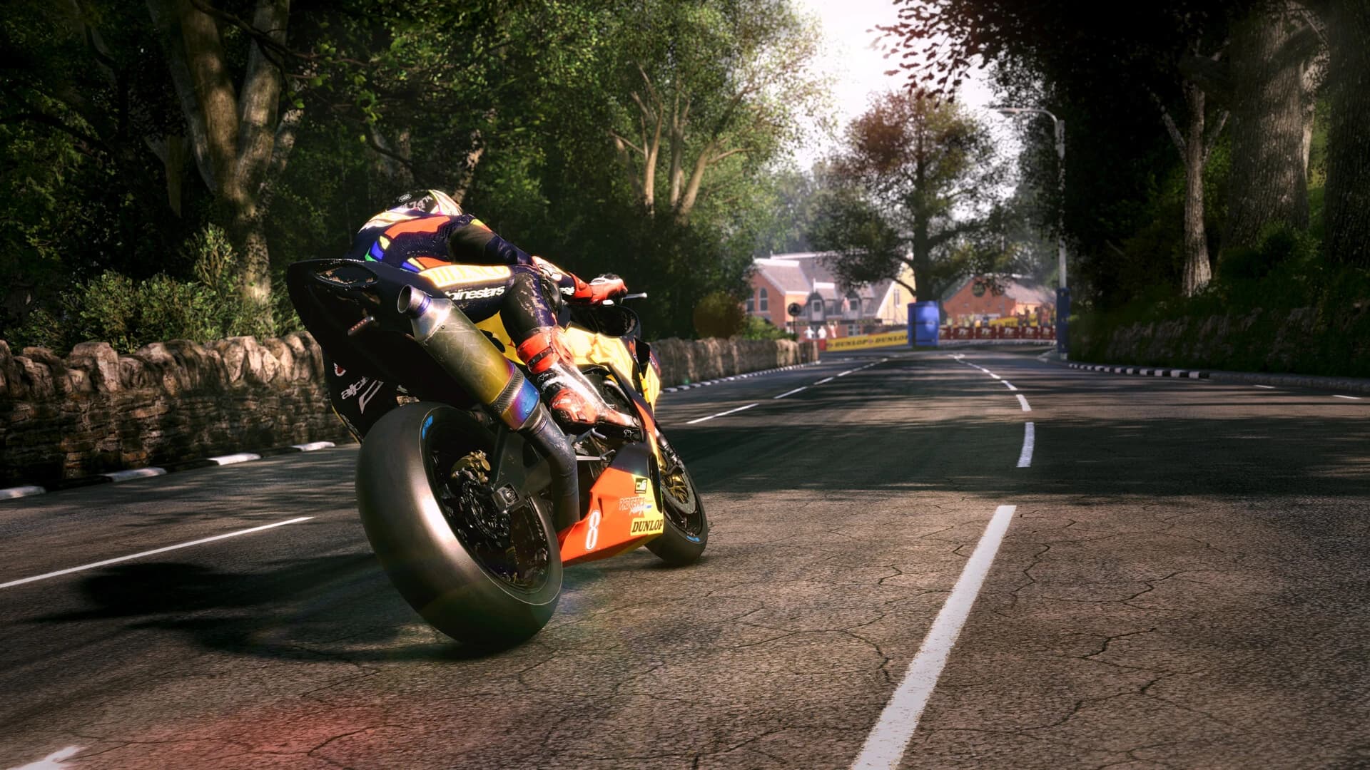 https://media.imgcdn.org/repo/2023/11/tt-isle-of-man-ride-on-the-edge-3-racing-fan-edition/6552047d4505d-tt-isle-of-man-ride-on-the-edge-3-screenshot4.webp